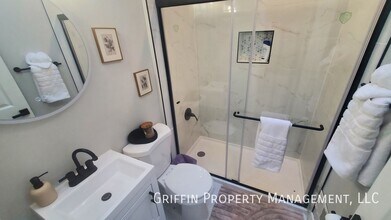 821 20th St NE in Washington, DC - Building Photo - Building Photo