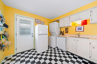 277 S Brevard Ave in Cocoa Beach, FL - Building Photo - Building Photo