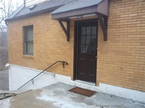 4465 Mt Troy Rd Ext in Pittsburgh, PA - Building Photo - Building Photo