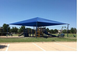 2704 Mountain Lion Dr in Fort Worth, TX - Foto de edificio - Building Photo