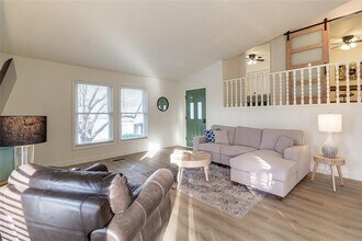 16 Estes Dr in Bella Vista, AR - Building Photo - Building Photo