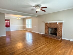 4308 Boxwood Dr in Prince George, VA - Building Photo - Building Photo