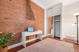 64 S Broadway in Nyack, NY - Building Photo - Building Photo