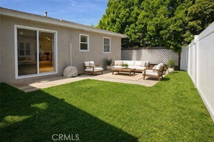 1869 Tustin Ave in Costa Mesa, CA - Building Photo