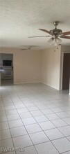 3815 SE 15th Pl in Cape Coral, FL - Foto de edificio - Building Photo