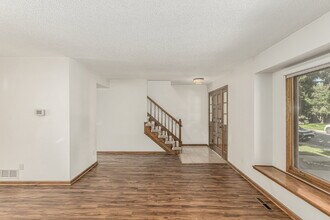 7592 S Cove Cir in Centennial, CO - Building Photo - Building Photo