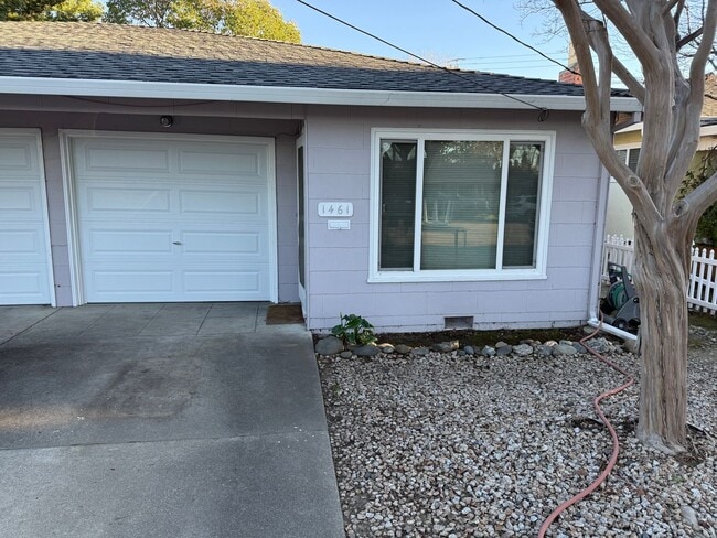 property at 1461 5th St