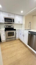 901 NE 209th Terrace in Miami, FL - Building Photo - Building Photo
