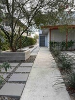 821 Karma Ct in Bakersfield, CA - Building Photo