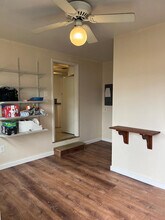 2 Sherwood Dr in Latham, NY - Building Photo - Building Photo