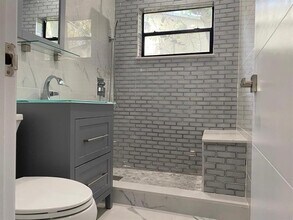 1023 SW 15th Terrace in Fort Lauderdale, FL - Building Photo - Building Photo