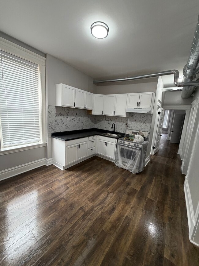 2427 S Spaulding Ave, Unit 1