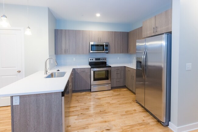 2039 N College Ave in Philadelphia, PA - Foto de edificio - Building Photo