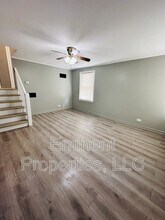 8357 S Hoyne Ave in Chicago, IL - Building Photo - Building Photo