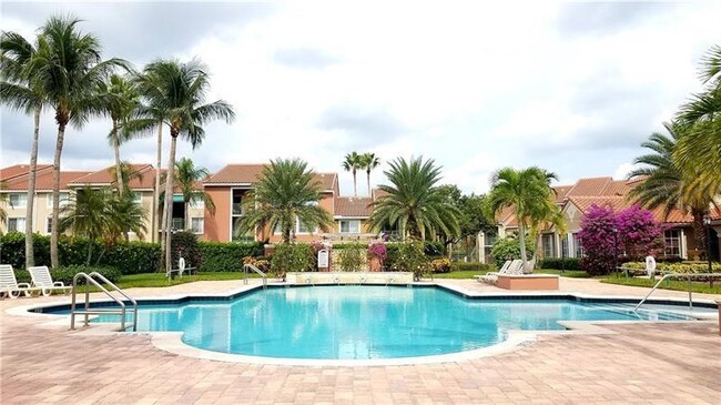 7880 Sonoma Springs Cir-Unit -102 in Greenacres, FL - Building Photo - Building Photo