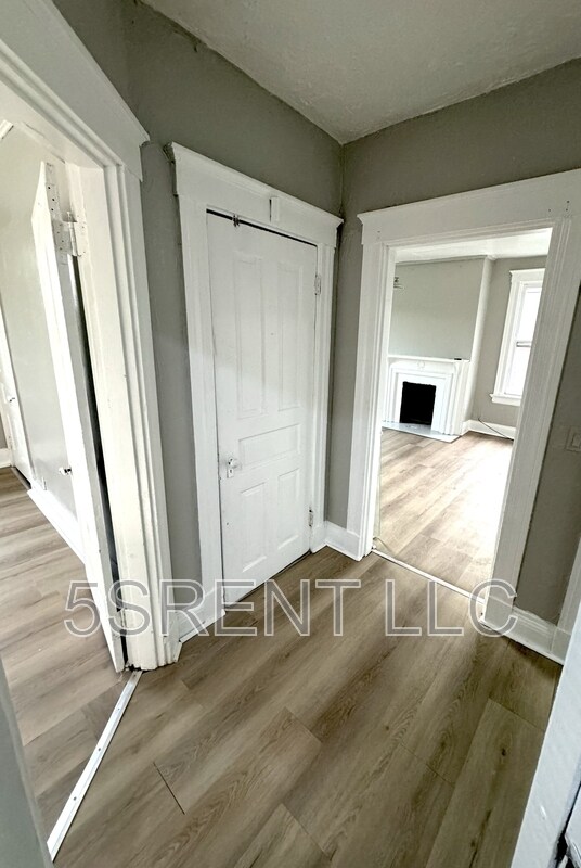 2201 Burnet Ave in Cincinnati, OH - Building Photo - Building Photo