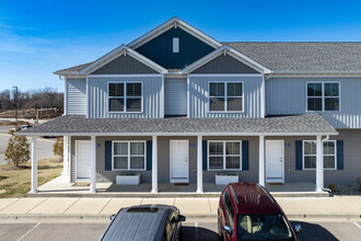 Aberdeen Village in O'Fallon, IL - Building Photo - Building Photo