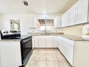 196 E James Dr in Sierra Vista, AZ - Building Photo - Building Photo