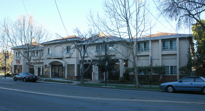 215 E Taylor St in San Jose, CA - Building Photo - Building Photo