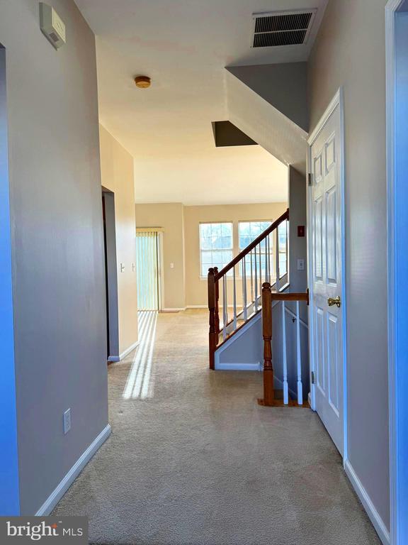 property at 30 Amesbury Ct