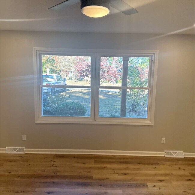 4200 Crestfield Rd in Knoxville, TN - Building Photo - Building Photo