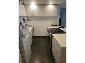 1235 W 10th Ave in Vancouver, BC - Building Photo - Building Photo