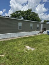 9318 In Ct in Tampa, FL - Building Photo - Building Photo