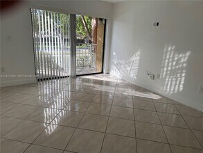 15630 SW 80th St in Miami, FL - Building Photo - Building Photo