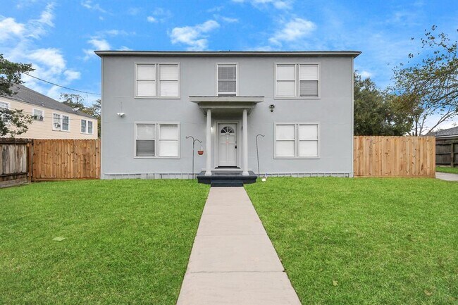 116 Marian Ave in Baytown, TX - Building Photo - Building Photo