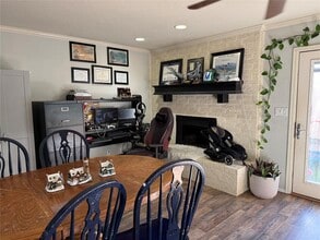 1327 Canterbury Blvd in Altus, OK - Building Photo - Building Photo