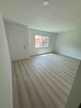 6421 E Olympic Blvd in East Los Angeles, CA - Building Photo - Building Photo