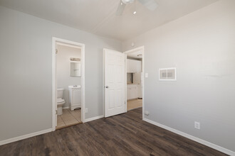 Flower Hill Apartments in Colorado Springs, CO - Building Photo - Interior Photo