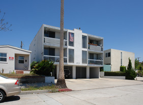 1070 Sapphire St Apartments