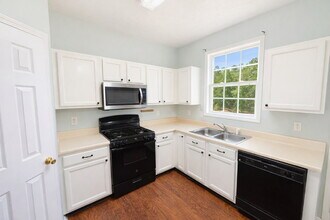 3075 Kentmere Dr in Cumming, GA - Building Photo - Building Photo