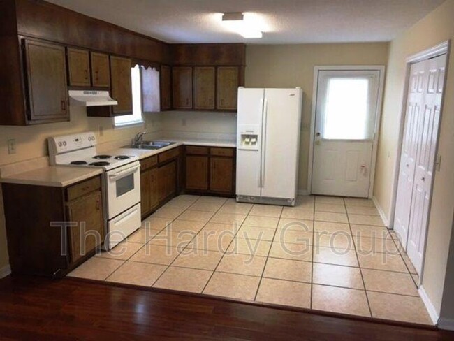 36 Sunshine Dr in Decherd, TN - Building Photo - Building Photo
