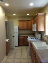 1153 W 37th Pl in Los Angeles, CA - Building Photo