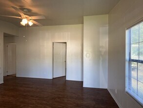916 Evergreen Dr in Killeen, TX - Building Photo - Building Photo