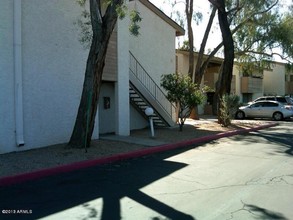 6480 N 82nd St-Unit -1102 in Scottsdale, AZ - Foto de edificio - Building Photo