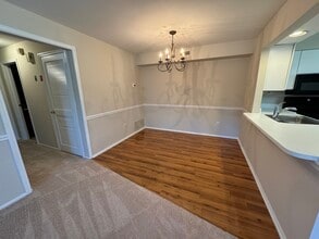 2103 Society Pl, Unit B1 in Newtown, PA - Foto de edificio - Building Photo