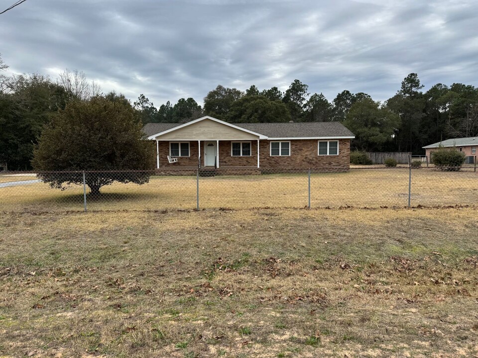 3420 Melissa Ln in Crestview, FL - Building Photo