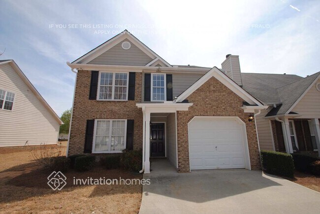 9586 Lakeview Cir in Union City, GA - Building Photo - Building Photo