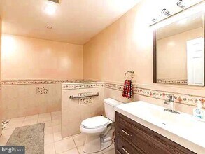 21209 Seneca Crossing Dr in Germantown, MD - Building Photo - Building Photo