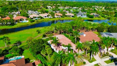 1186 Breakers W Blvd in West Palm Beach, FL - Building Photo - Building Photo