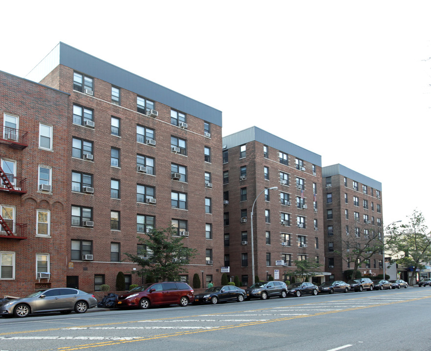 2951 Ocean Ave in Brooklyn, NY - Foto de edificio