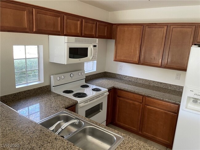2121 Sealion Dr in Las Vegas, NV - Building Photo - Building Photo