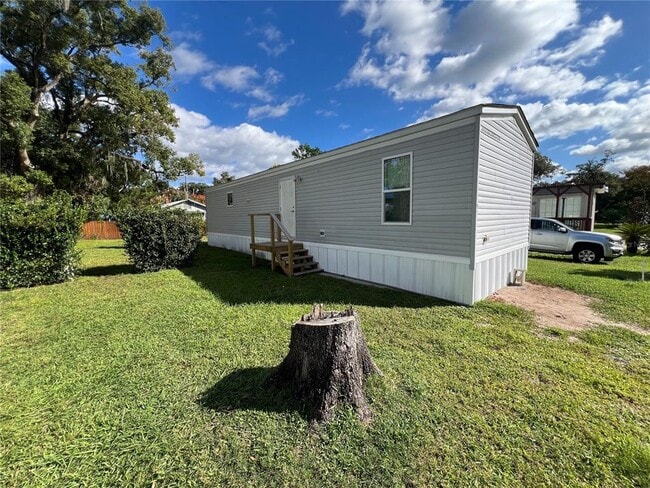 property at 231 W Carter St