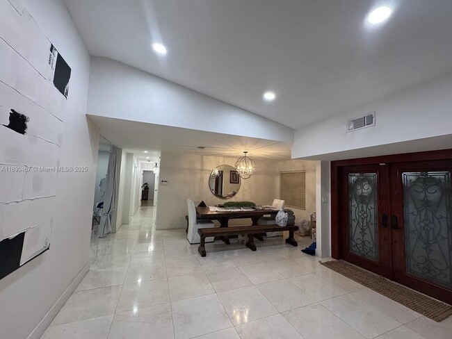 10921 SW 116th Ave in Miami, FL - Building Photo - Building Photo