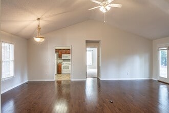 22 La Quinta Loop in Pinehurst, NC - Building Photo - Building Photo