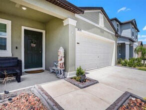 2870 Silver Scallop Lp in Wimauma, FL - Building Photo - Building Photo