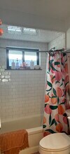 219 W 12 Mile Rd, Unit B in Royal Oak, MI - Building Photo - Building Photo